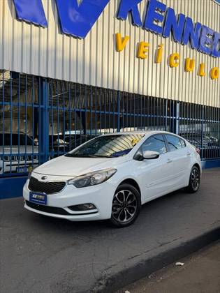 KIA CERATO 1.6 SX 16V FLEX 4P AUTOMÁTICO
